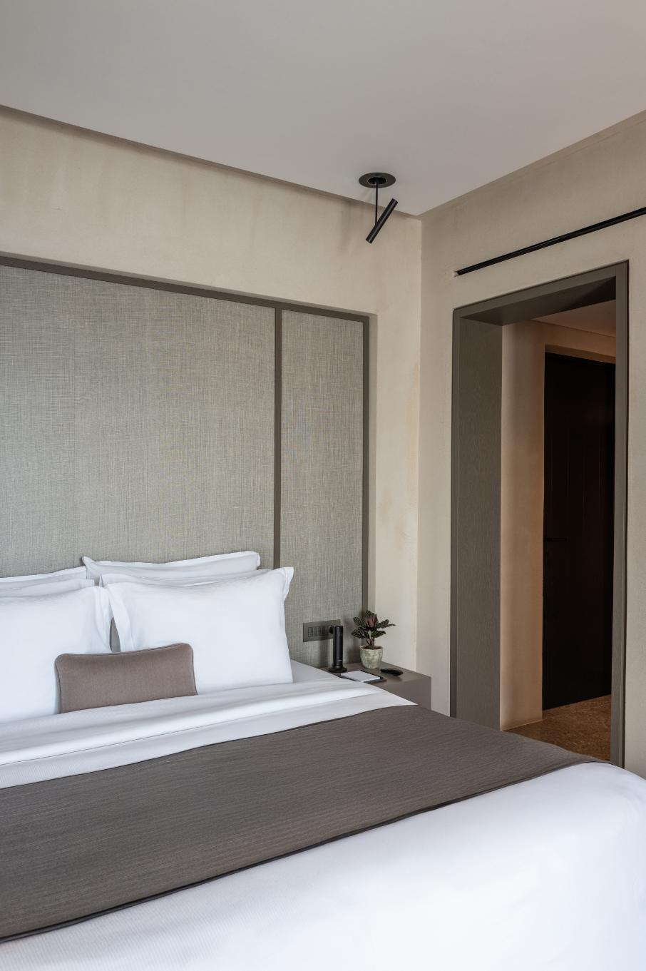 SUPERIOR SUITES 3