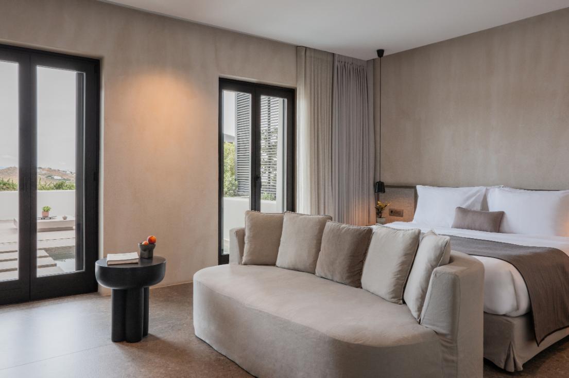 PREMIUM SUITES 8
