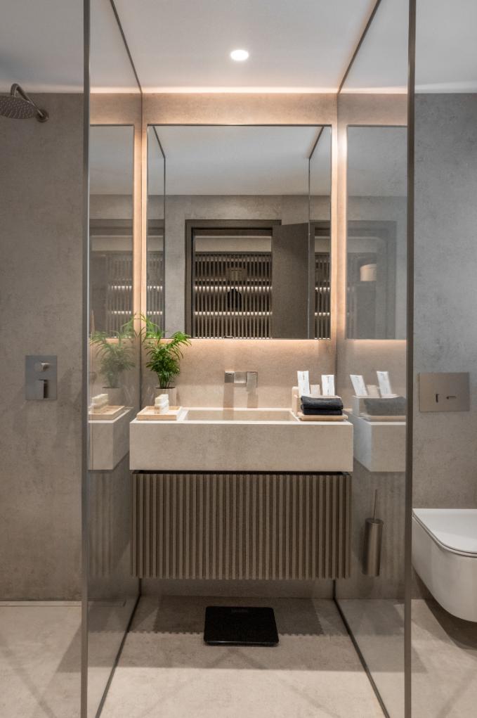 PREMIUM SUITES 10