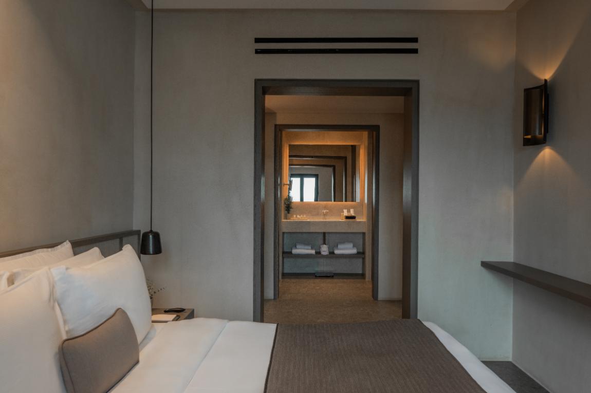 DOUBLE ROOM 5